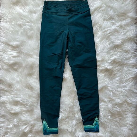 The Upside Leggings - Picture 4 of 10